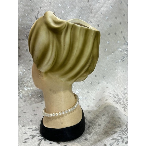 VINTAGE NAPCOWARE C7472 Lady Head Vase, Earrings & Necklace - Picture 4 of 10